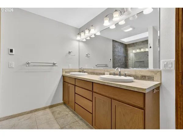 $989,000 | 14067 Southeast Eklund Avenue, Boring, OR 97009