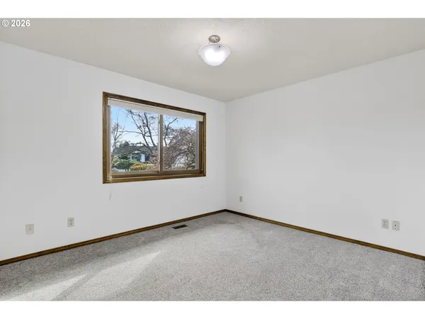 $989,000 | 14067 Southeast Eklund Avenue, Boring, OR 97009