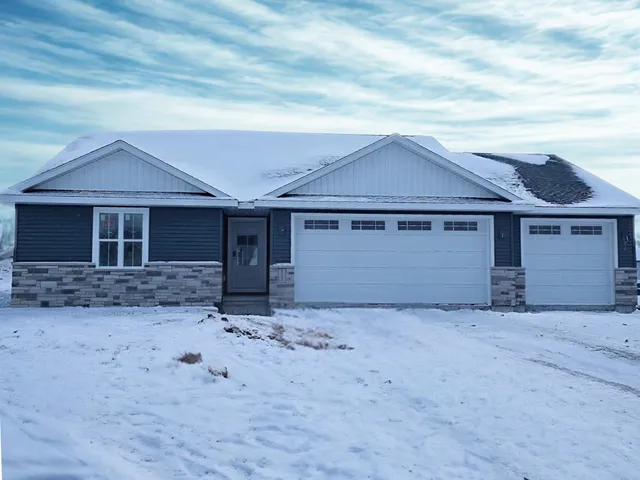 $462,000 | W5621 Tonys Way, Appleton, WI 54915