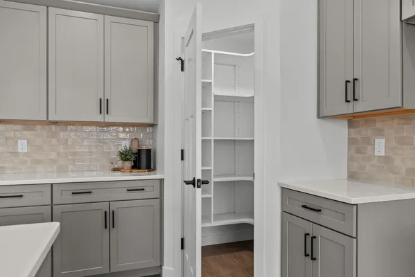 $455,900 | W5621 Tonys Way, Appleton, WI 54915