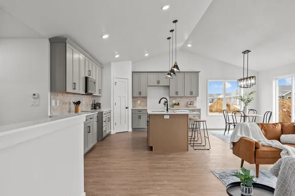 $455,900 | W5621 Tonys Way, Appleton, WI 54915