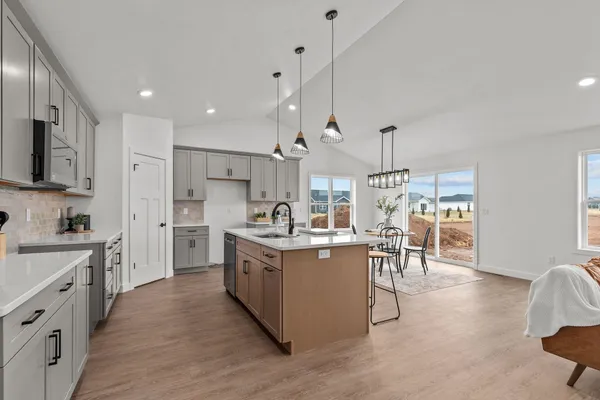 $455,900 | W5621 Tonys Way, Appleton, WI 54915