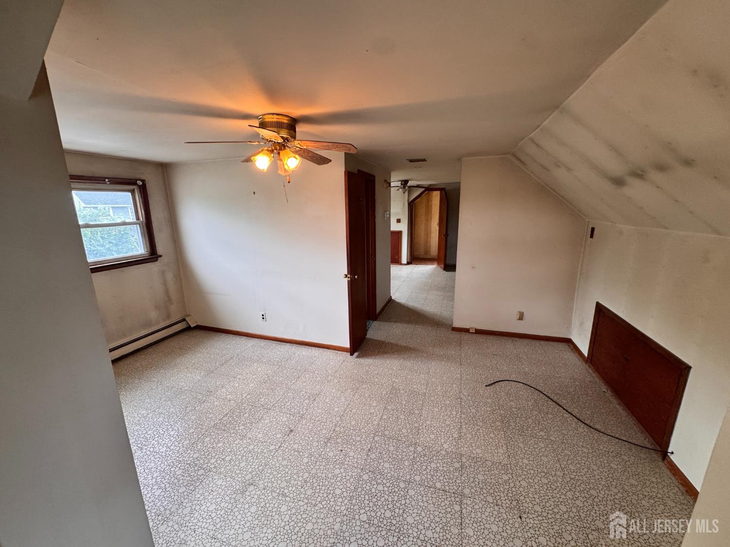 554 Ridgeway Avenue Sayreville, NJ 08879 - Photo 16 of 42