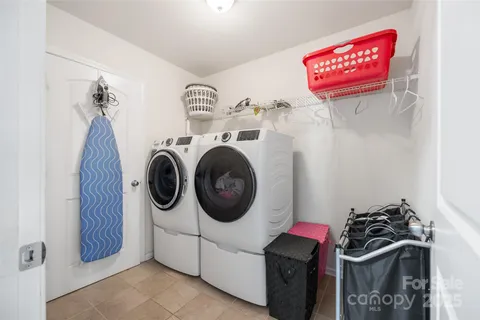 $548,000 | 15234 Red Canoe Way, Charlotte, NC 28278