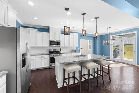 $548,000 | 15234 Red Canoe Way, Charlotte, NC 28278