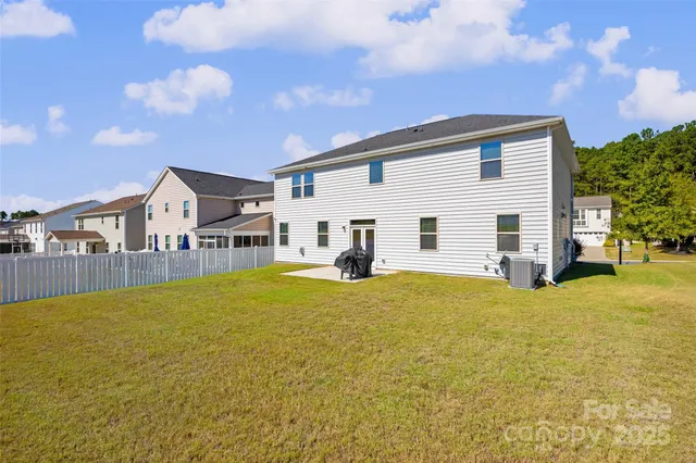 $550,000 | 15234 Red Canoe Way, Charlotte, NC 28278