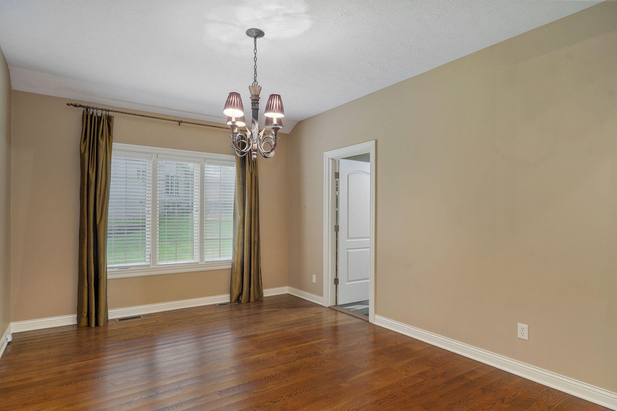 3901 East Villa Way Springfield, MO 65809 - Photo 20 of 60 3901 E Villa Way-12