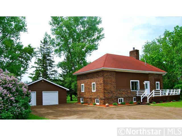 951 County Rd H New Richmond, WI 54017 - Photo 1 of 17 Gallery Image 1