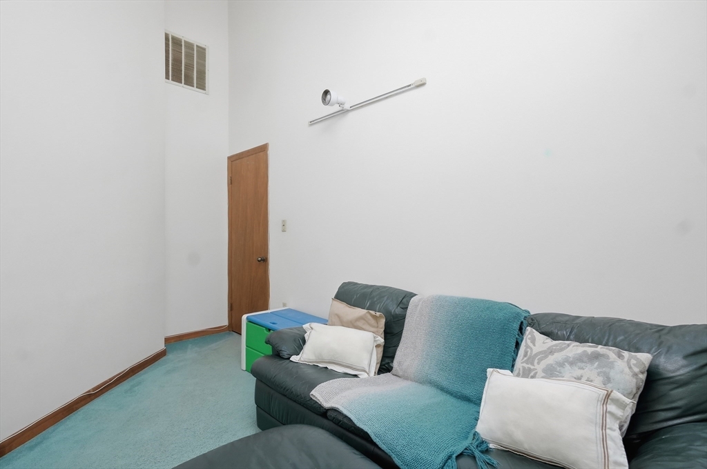 20 Fairfield Road Wilmington, MA 01887 - Photo 32 of 40 Gallery Image 32