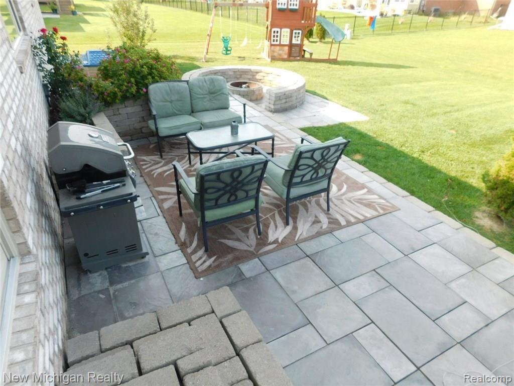 53213 Sams Lane Chesterfield, MI 48047 - Photo 3 of 22