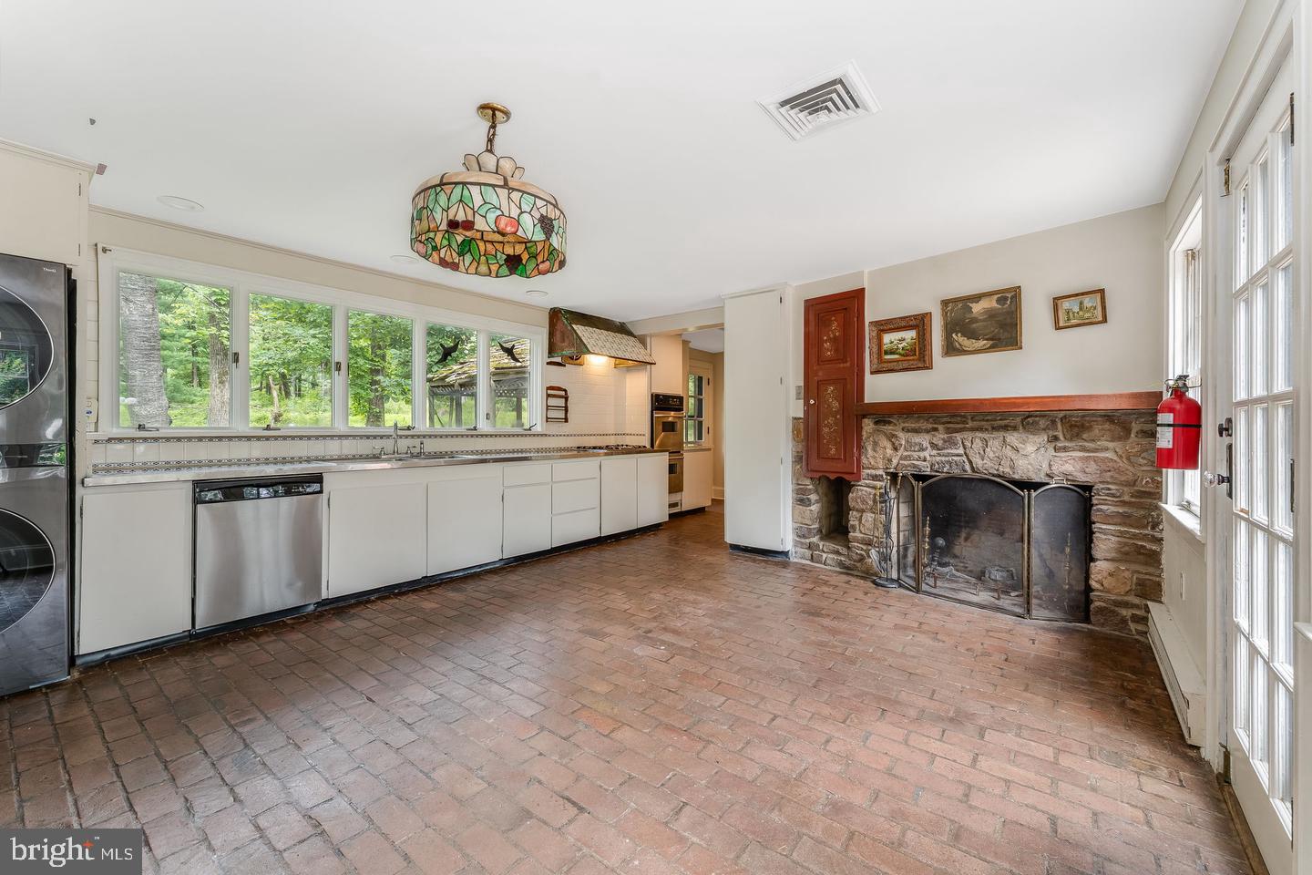 592 Province Line Road Hopewell, NJ 08525 - Photo 22 of 71 Gallery Image 22