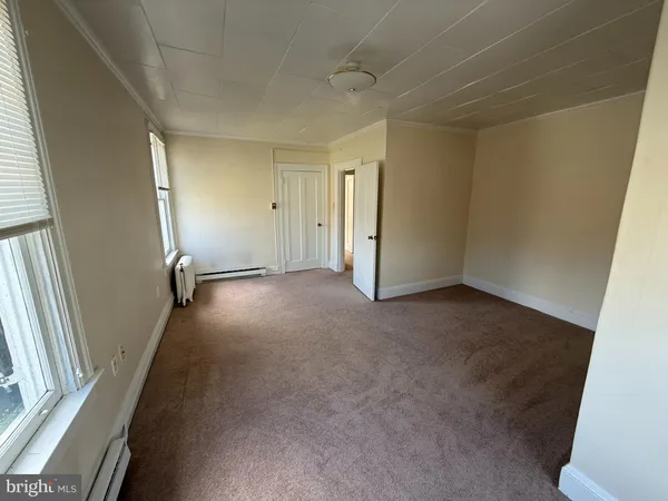 $1,500 | 21 South Stewart Street, Unit 2, Winchester, VA 22601