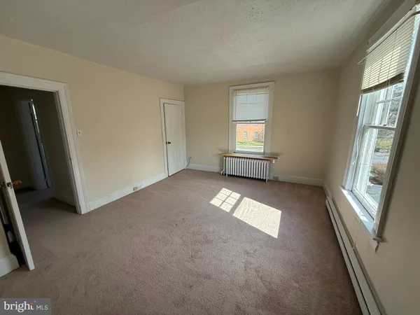 $1,500 | 21 South Stewart Street, Unit 2, Winchester, VA 22601