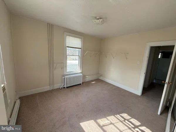 $1,500 | 21 South Stewart Street, Unit 2, Winchester, VA 22601