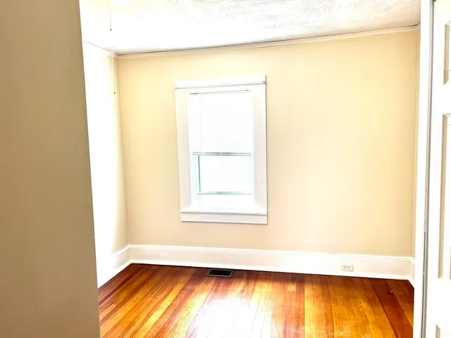 $1,900 | 5 Adams Street, Unit 1, Salem, MA 01970