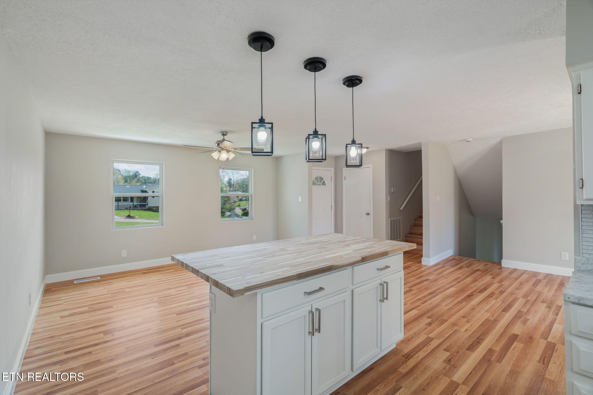 1305 Chipwood Road Knoxville, TN 37932 - Photo 16 of 42 15-web-or-mls-1305 Chipwood Circle-16