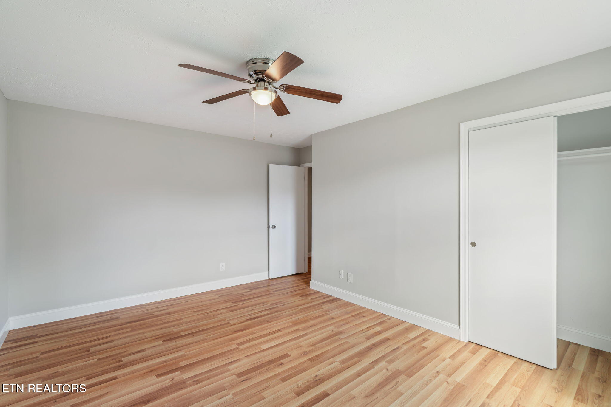 1305 Chipwood Road Knoxville, TN 37932 - Photo 23 of 42 22-web-or-mls-1305 Chipwood Circle-23