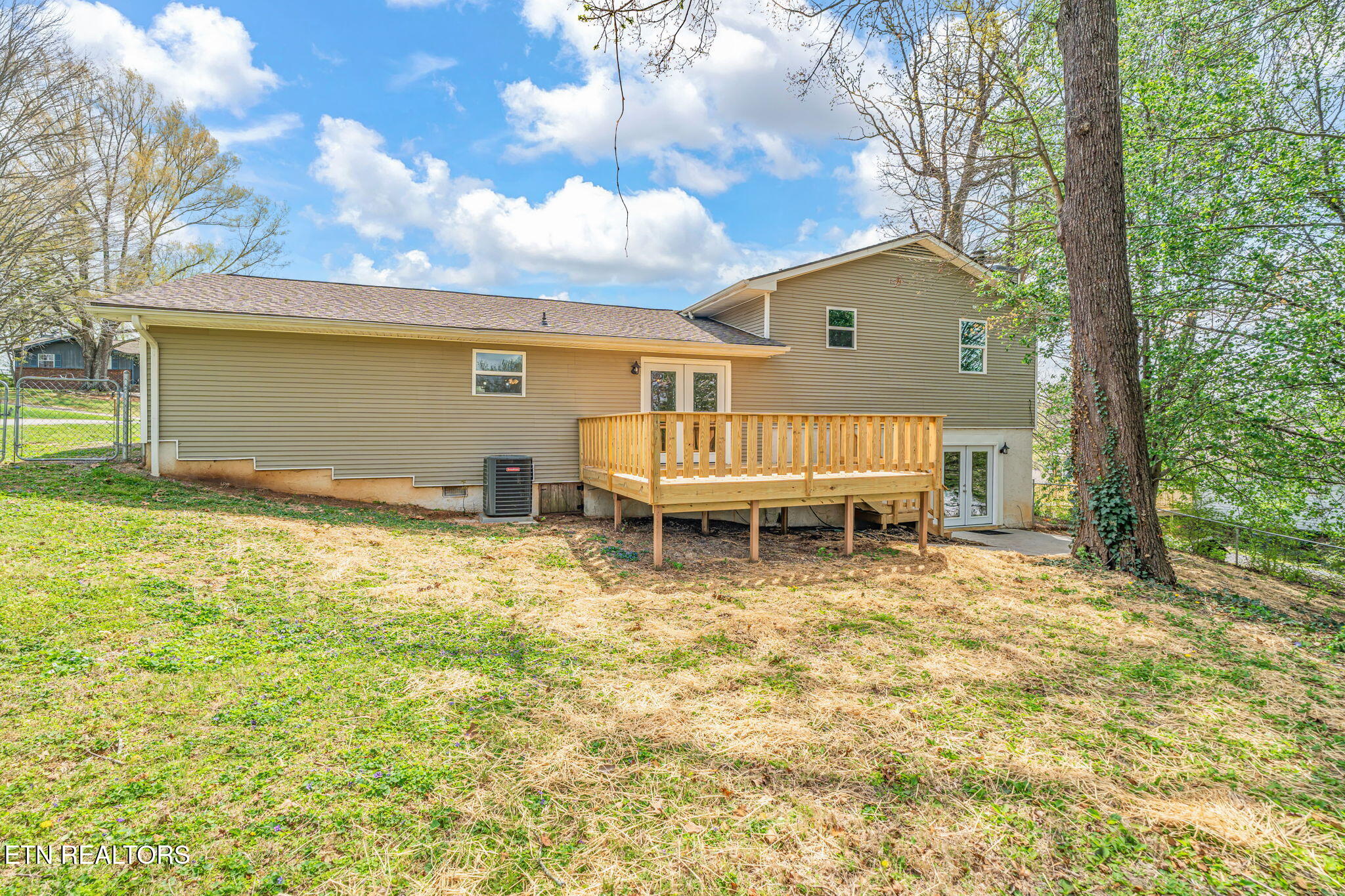 1305 Chipwood Road Knoxville, TN 37932 - Photo 40 of 42 38-web-or-mls-1305 Chipwood Circle-39
