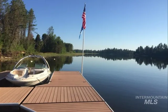 $1,290,000 | 388 Charley Lane, Donnelly, ID 83615