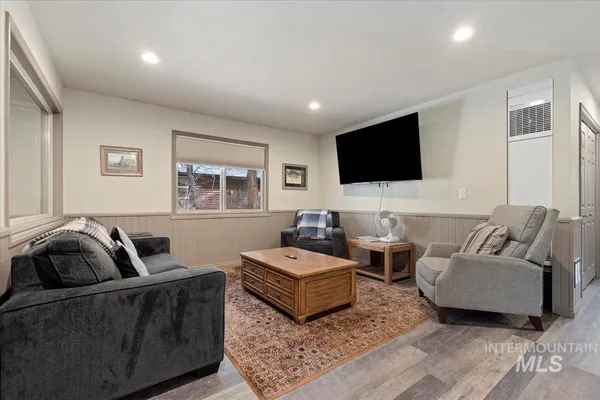 $1,290,000 | 388 Charley Lane, Donnelly, ID 83615