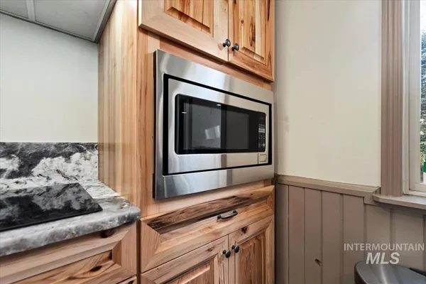 $1,290,000 | 388 Charley Lane, Donnelly, ID 83615