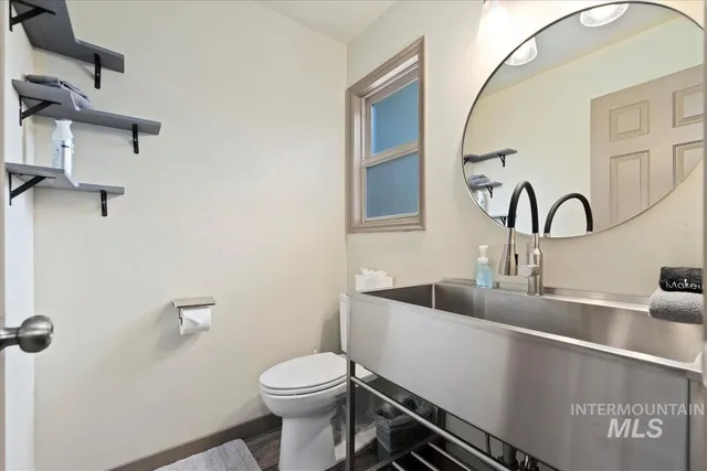 $1,290,000 | 388 Charley Lane, Donnelly, ID 83615