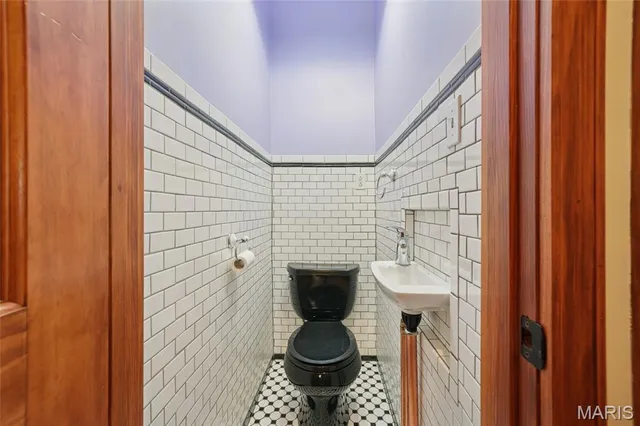 $425,000 | 3632 Hartford Street, St. Louis, MO 63116