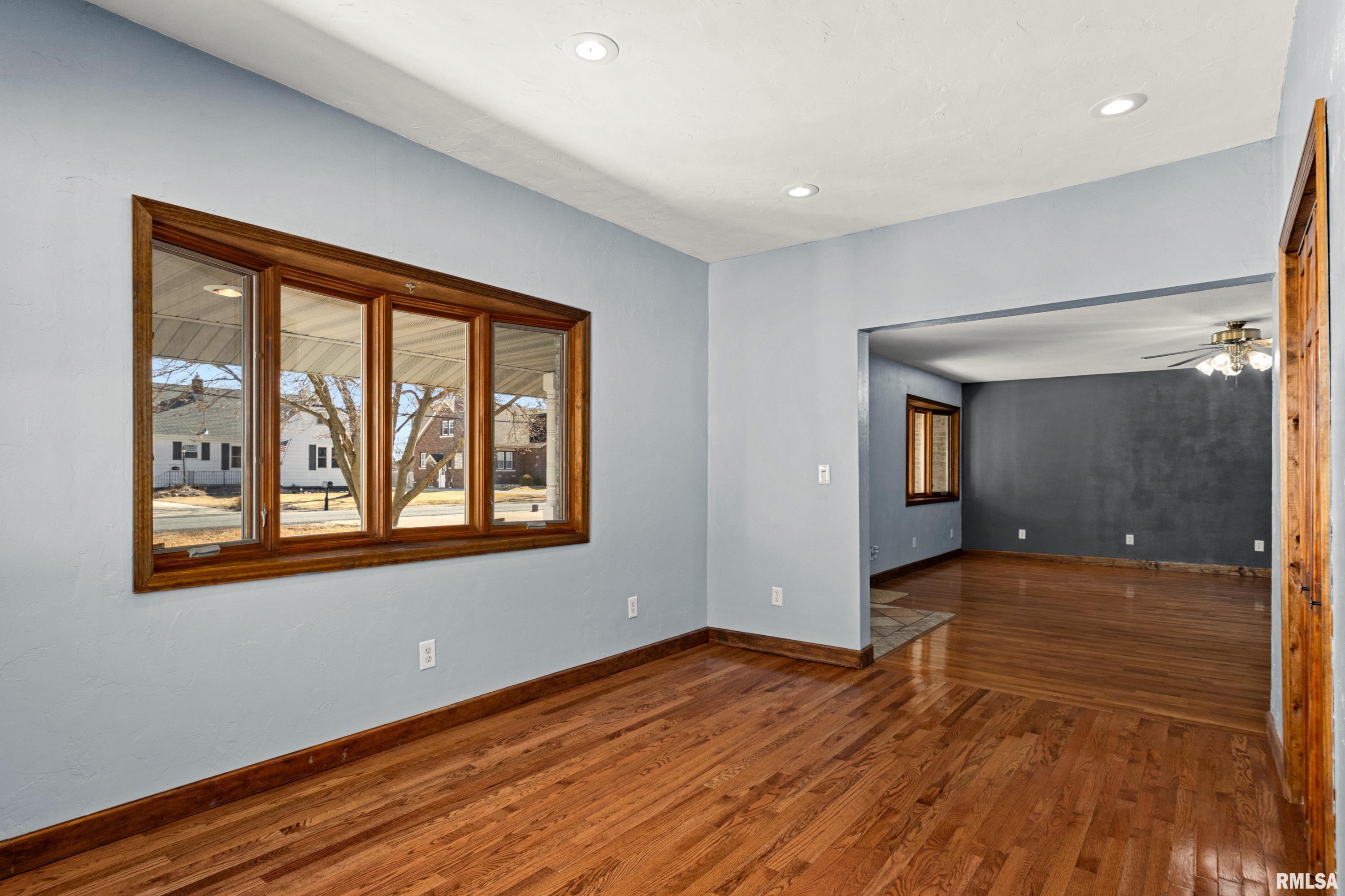 604 South Pleasant Hill Road East Peoria, IL 61611 - Photo 17 of 57