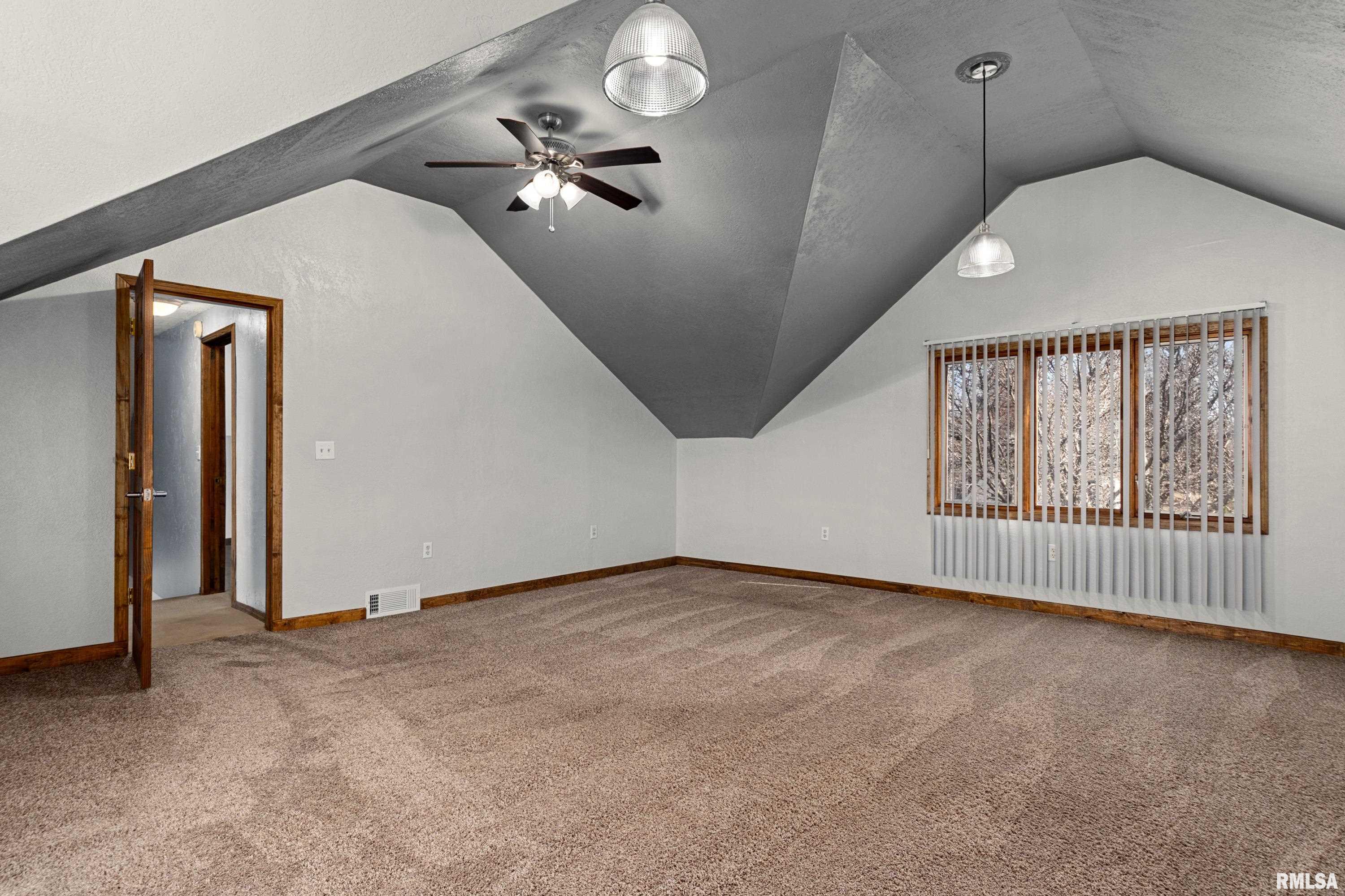 604 South Pleasant Hill Road East Peoria, IL 61611 - Photo 43 of 57