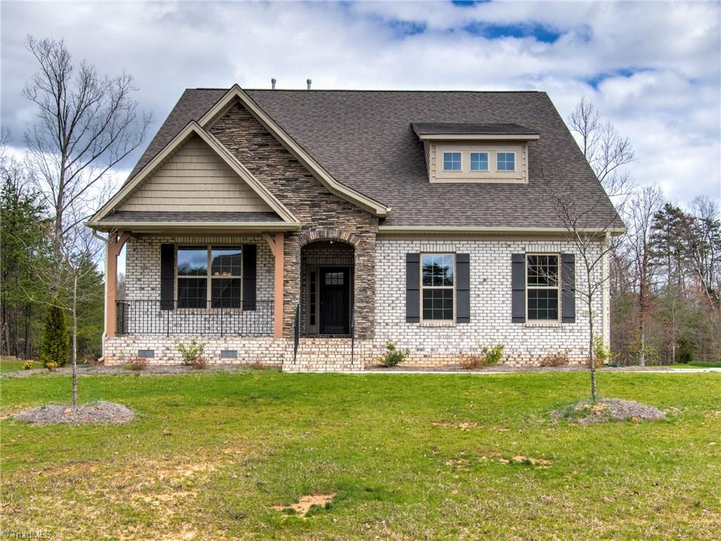 5515 Rambling Road Greensboro, NC 27409 - Photo 1 of 30