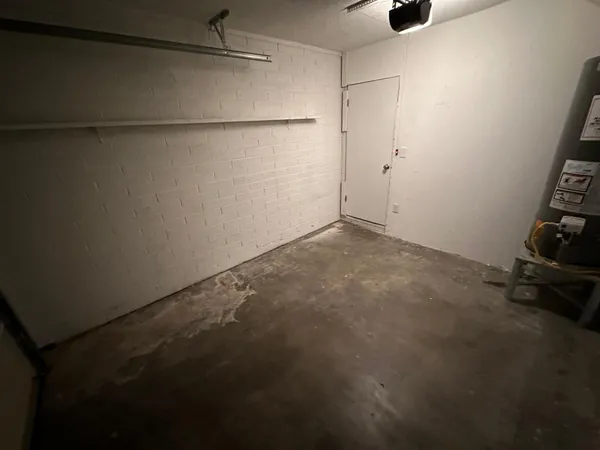 $1,995 | 427 East Riviera Drive, Tempe, AZ 85282