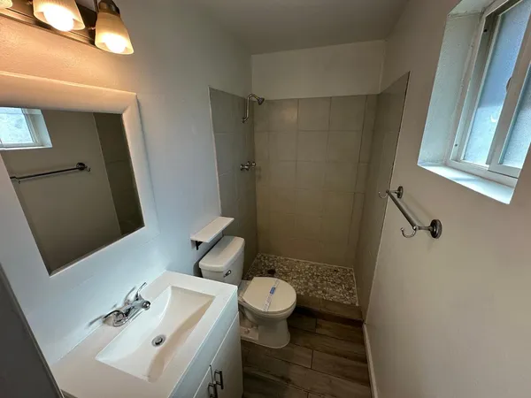 $1,995 | 427 East Riviera Drive, Tempe, AZ 85282