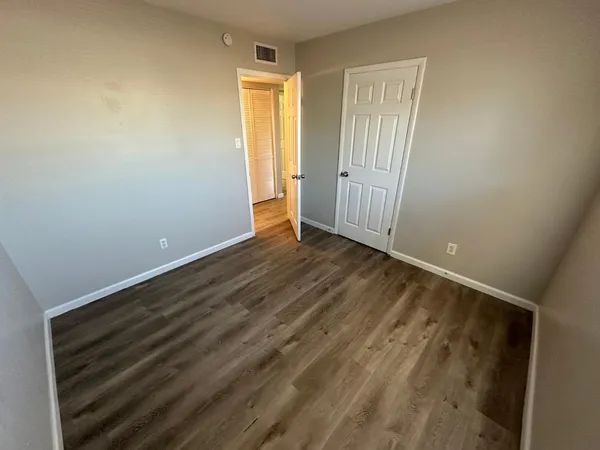 $1,995 | 427 East Riviera Drive, Tempe, AZ 85282