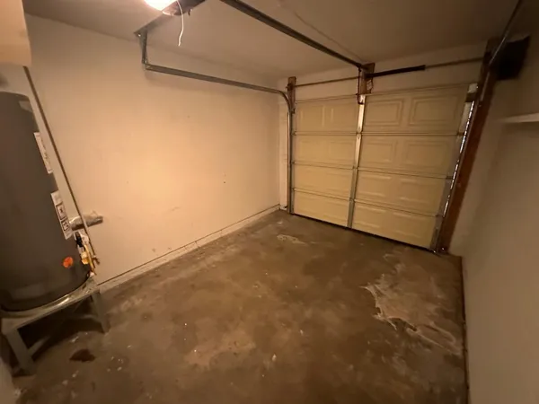 $1,995 | 427 East Riviera Drive, Tempe, AZ 85282