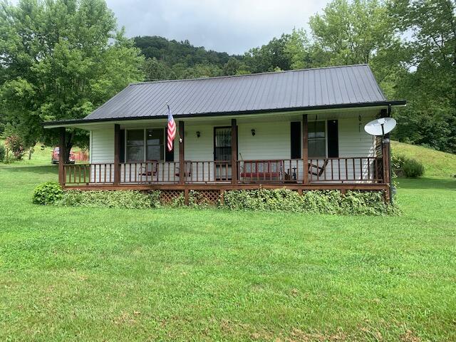 3745 McKee Road Irvine, KY 40336 - Photo 4 of 17 Glen Clark Home