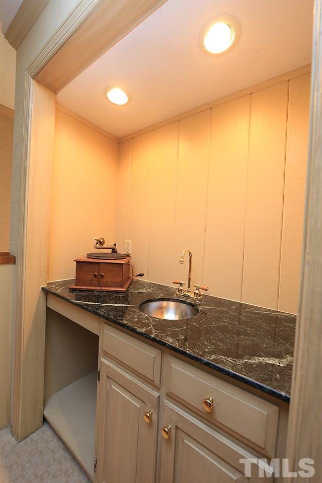 2512 Ridge Road Raleigh, NC 27612 - Photo 20 of 24