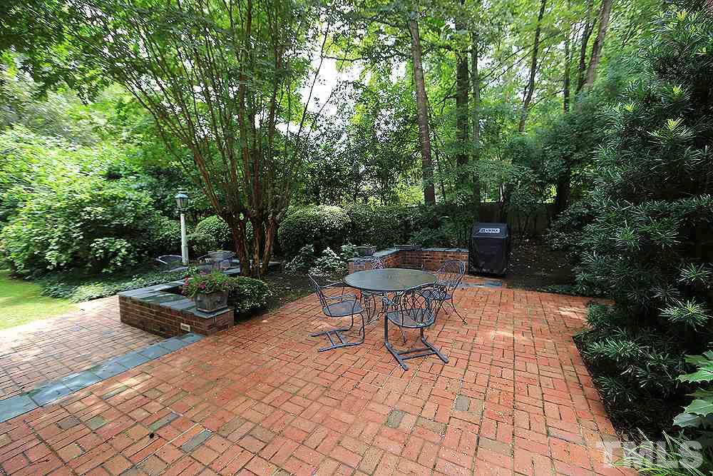2512 Ridge Road Raleigh, NC 27612 - Photo 21 of 24