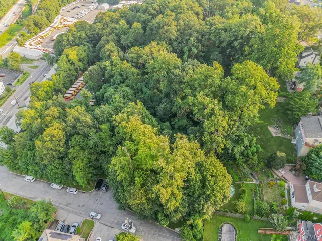 $3,500,000 | 10 Dickinson Avenue, Yonkers, NY 10703