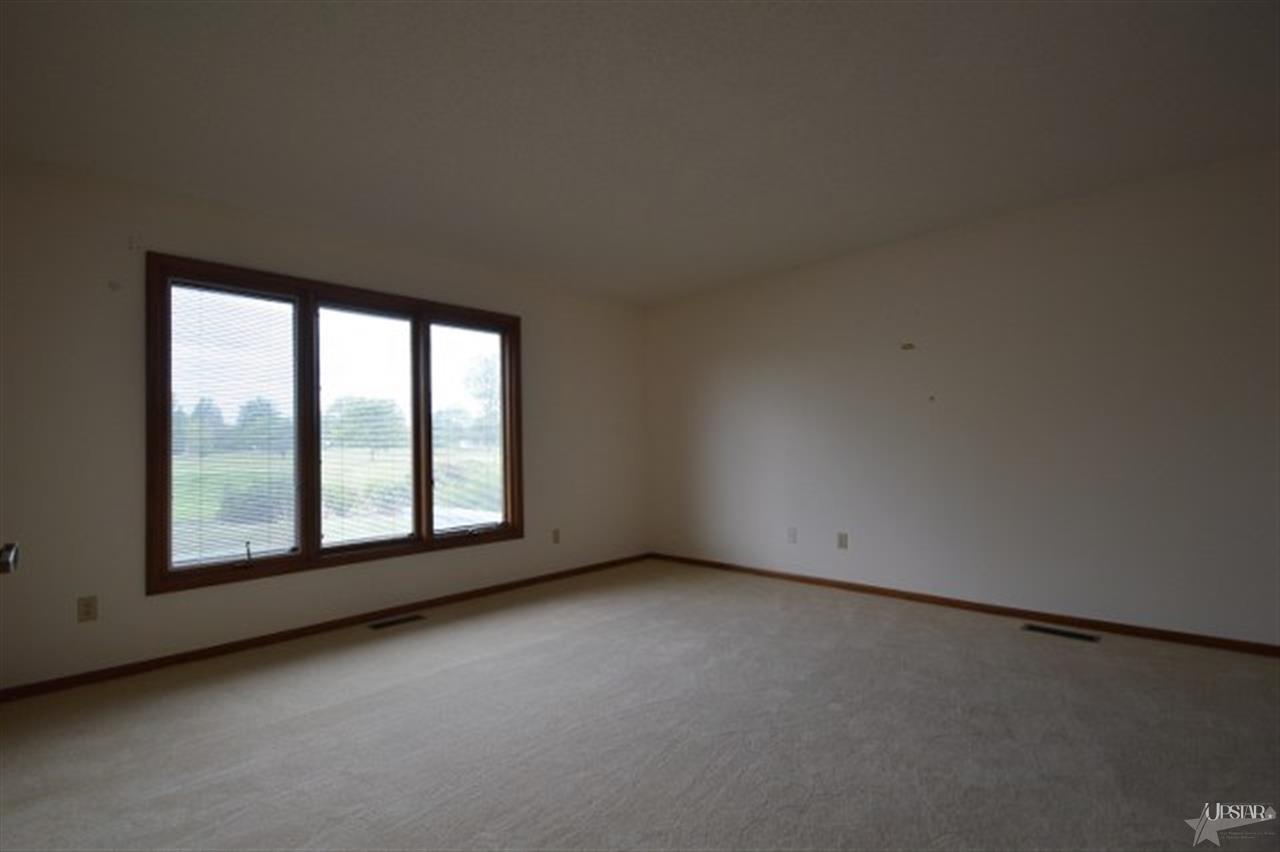 4713 Crystal Ridge Cove Fort Wayne, IN 46835 - Photo 11 of 19 Gallery Image 11