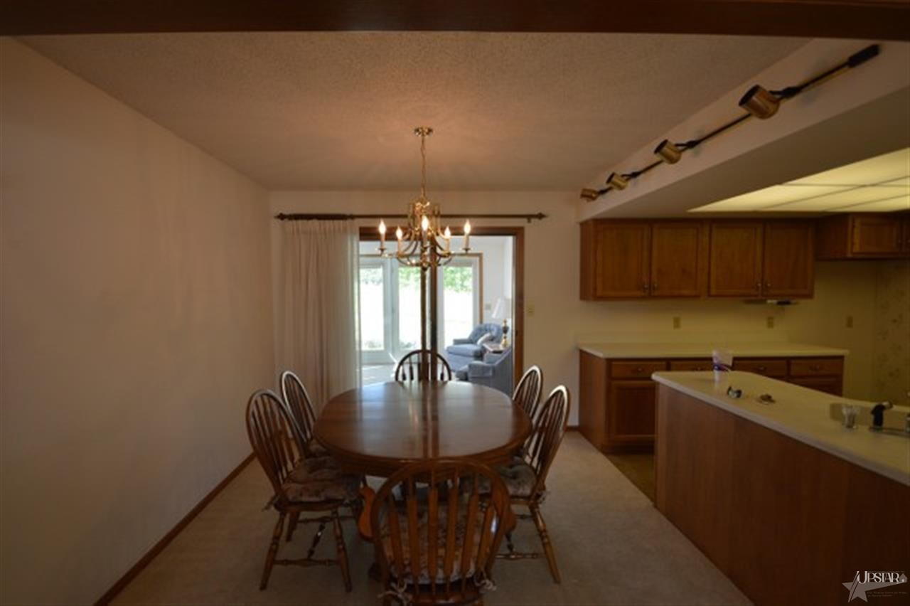 4713 Crystal Ridge Cove Fort Wayne, IN 46835 - Photo 5 of 19 Gallery Image 5