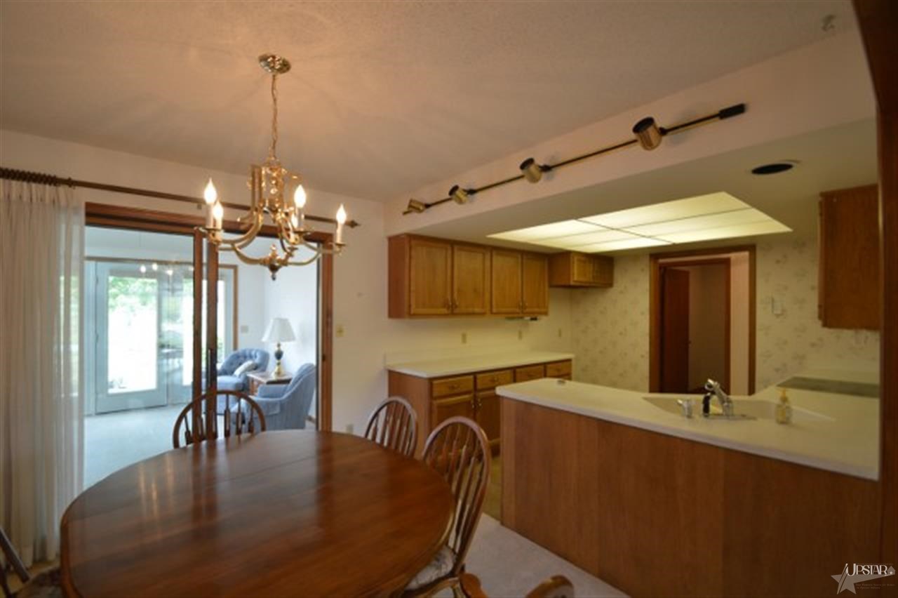 4713 Crystal Ridge Cove Fort Wayne, IN 46835 - Photo 6 of 19 Gallery Image 6