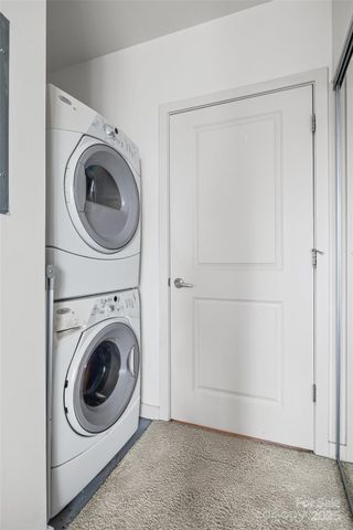 $338,000 | 210 North Church Street, Unit 2405, Charlotte, NC 28202