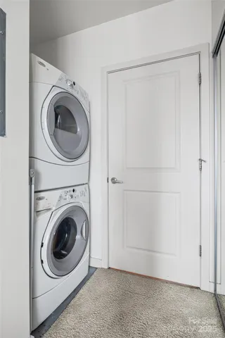 $350,000 | 210 North Church Street, Unit 2405, Charlotte, NC 28202