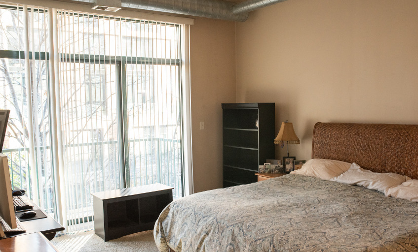 847 West Monroe Street, Unit 3F Chicago, IL 60607 - Photo 6 of 7 a bedroom with a bed and a large window