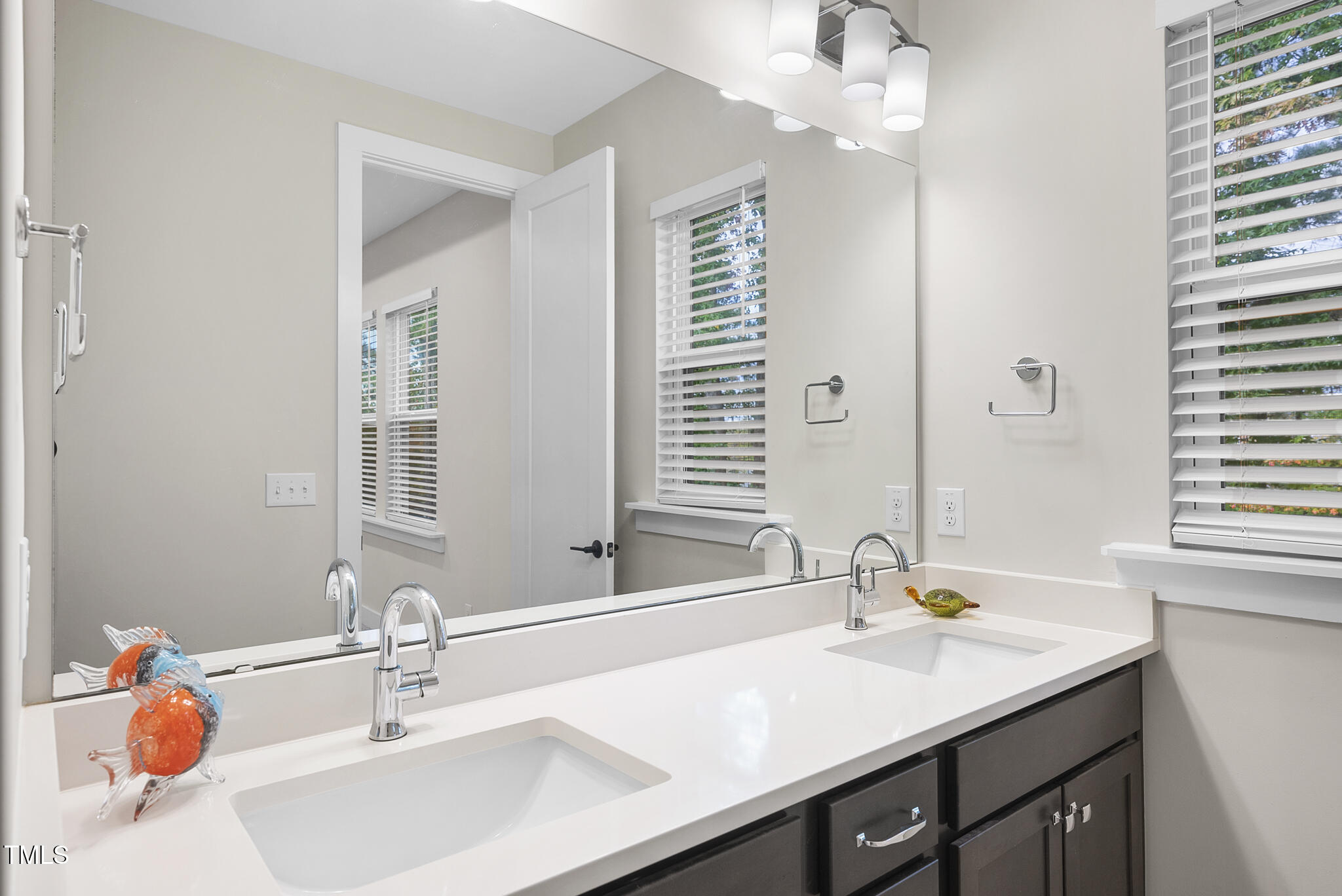 904 Waterside View Drive Raleigh, NC 27606 - Photo 24 of 38 23