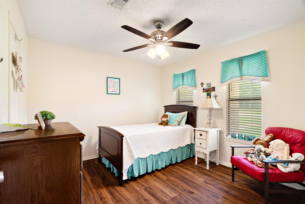 325 Key West Road Reno, TX 75462 - Photo 10 of 18