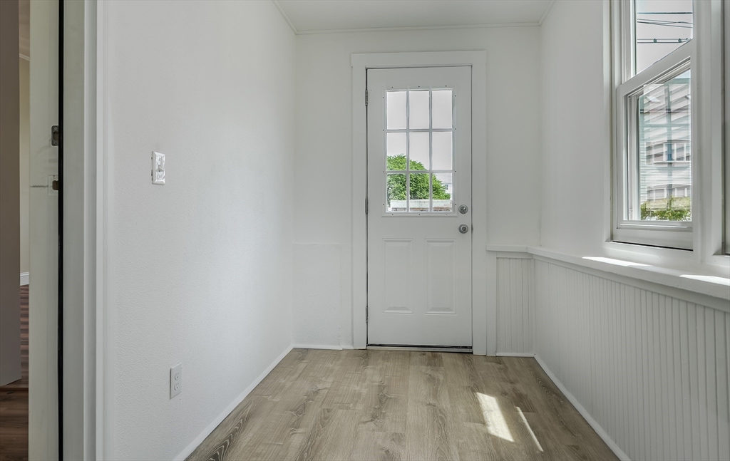 833 Grinnell Street Fall River, MA 02721 - Photo 19 of 42