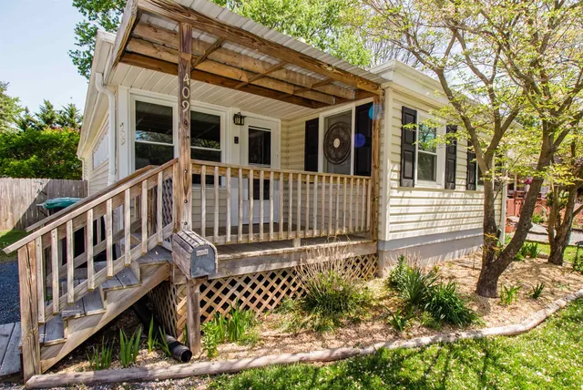 $260,000 | 409 Bruce Street, Bridgewater, VA 22812