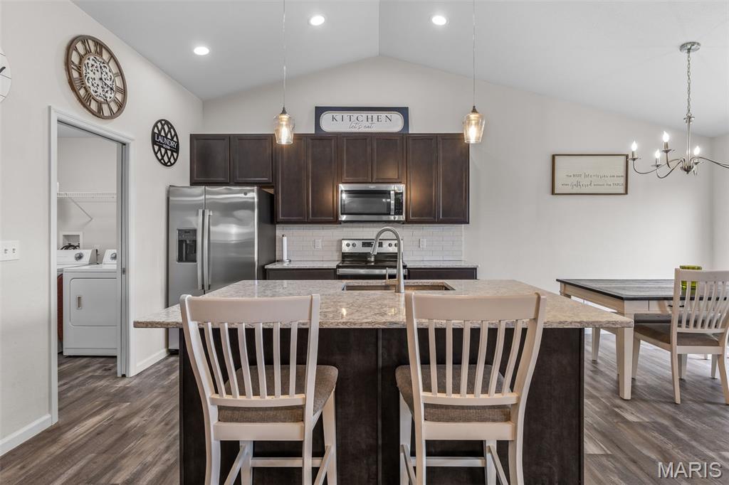 1074 Daltons Way Festus, MO 63028 - Photo 18 of 25