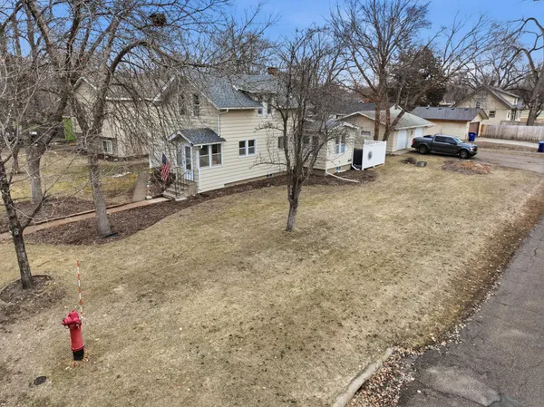 $220,000 | 1128 8th Avenue Southeast, St. Cloud, MN 56304